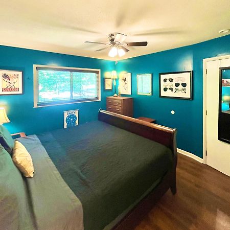 Family Friendly Downtown Home - Private Yard & Grill - Location, Location, Location! Athens Extérieur photo